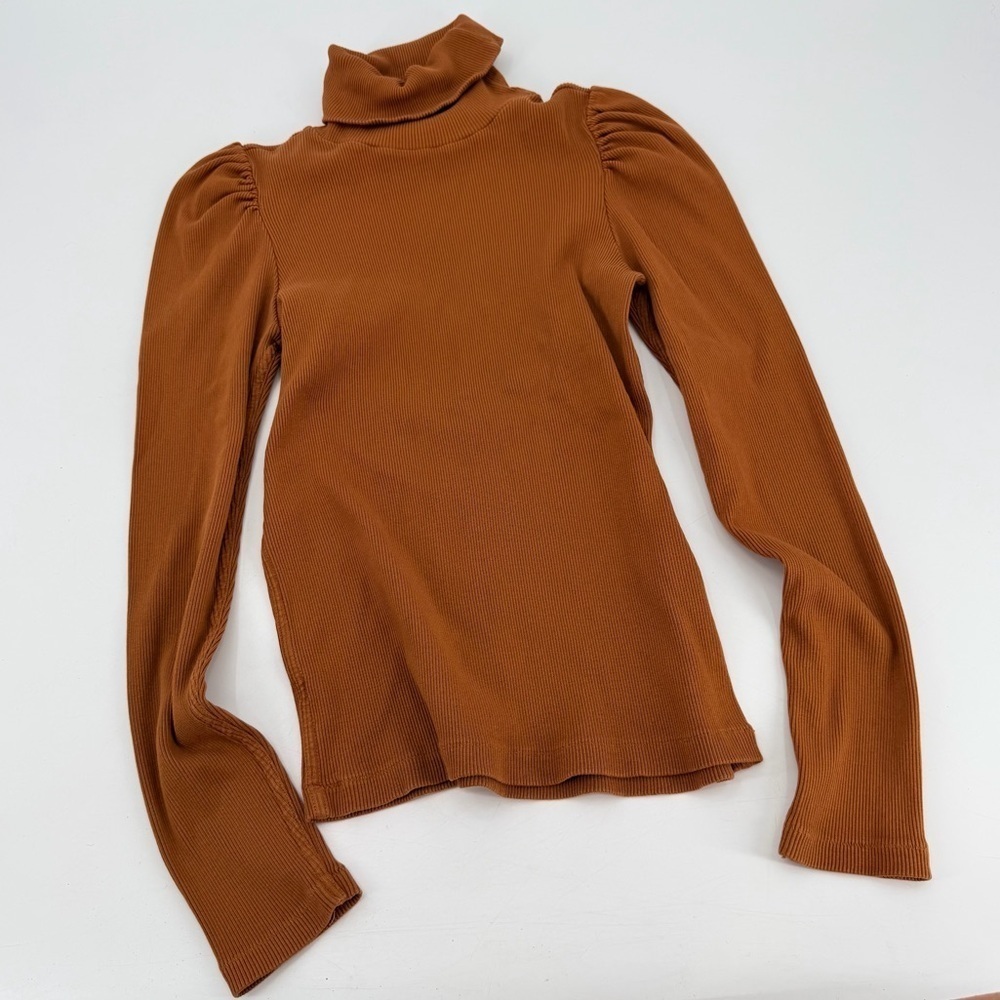 AMO Puff Sleeve Turtleneck Ribbed Sepia Medium - Picture 2 of 6